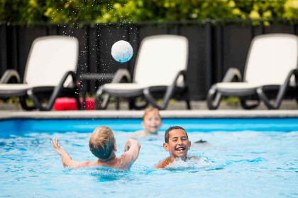 009 Chalet voor 6 personen met bubbelbad op vakantiepark Westerkogge