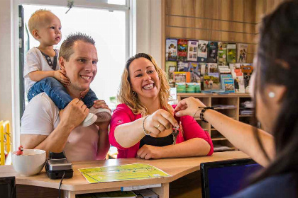 014 Chalet voor 6 personen met sauna en bubbelbad op vakantiepark Westerkogge