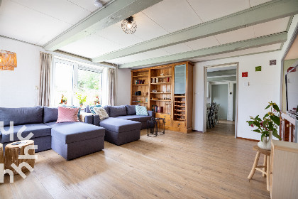 006 Prachtig gelegen 12 persoon vakantiehuis met ruime tuin in het Noord Hollandse Burgerburg