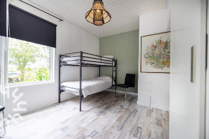 019 Prachtig gelegen 12 persoon vakantiehuis met ruime tuin in het Noord Hollandse Burgerburg
