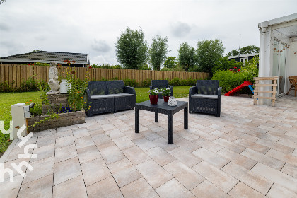 033 Prachtig gelegen 12 persoon vakantiehuis met ruime tuin in het Noord Hollandse Burgerburg