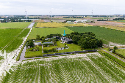 034 Prachtig gelegen 12 persoon vakantiehuis met ruime tuin in het Noord Hollandse Burgerburg