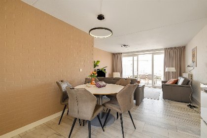 011 Dorpsplein 42 | Callantsoog | Op het dorpsplein