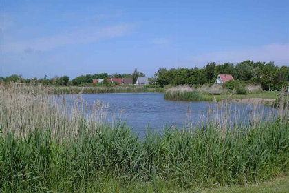 017 Mooi vakantiehuis voor 6 personen gelegen nabij de zee in de badplaats Callantsoog