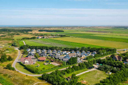 025 Wellness villa met hottub voor 5 personen op Texel