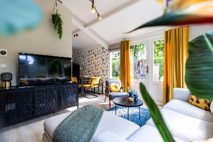 010 Het Zonneschijnhuis