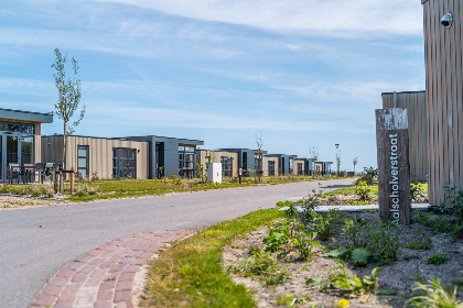 009 4 persoons vakantiehuis met sfeerhaard op vakantiepark Enhuizer Strand aan het IJsselmeer