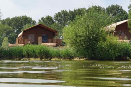 016 4 persoons vakantiehuis met sfeerhaard op vakantiepark Enhuizer Strand aan het IJsselmeer