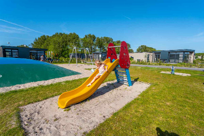 019 Knus Beach House voor 4 personen op vakantiepark Enkhuizer Strand in Enkhuizen