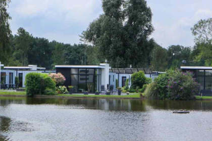 018 Luxe en ruime 2 persoons studio op een vakantiepark in Halfweg