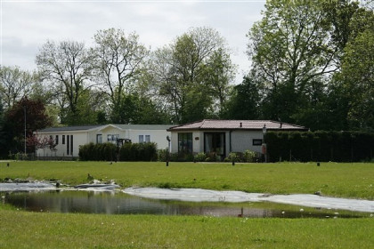 016 6 persoons vakantiehuis in Hensbroek, Noord Holland op 24 km van het Noordzeestrand