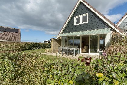 010 Callantsogervaart 3 8 | Julianadorp aan Zee | Royale voortuin