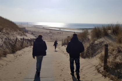 029 Chalet voor 6 personen met sauna op een familiepark aan de Noordzee kust