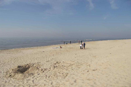 003 Mooi vakantiehuis voor 6 personen, nabij de zee gelegen, in Julianadorp aan Zee