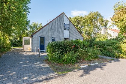 002 Ooghduyne 75 | Julianadorp aan Zee | Riante tuin