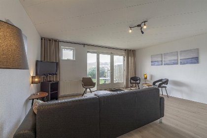 008 Strandslag 95 | Julianadorp aan Zee | Begane grond met terras