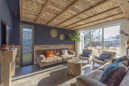 002 Villa Keizerskroon | Julianadorp aan Zee | Sfeervolle riante keuken