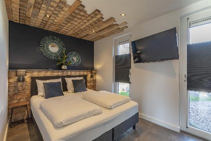 009 Villa Keizerskroon | Julianadorp aan Zee | Sfeervolle riante keuken