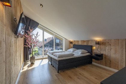 035 Villa Keizerskroon | Julianadorp aan Zee | Sfeervolle riante keuken