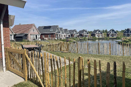 008 Luxe 5 persoons en kindvriendelijk vakantiehuis in Medemblik, nabij het IJsselmeer