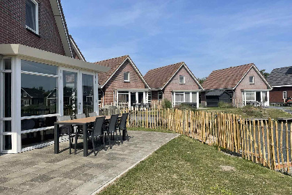 017 Luxe 5 persoons en kindvriendelijk vakantiehuis in Medemblik, nabij het IJsselmeer