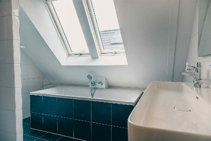 003 Luxe watervilla voor 6 personen met bubbelbad op Vakantiepark IJsselmeer