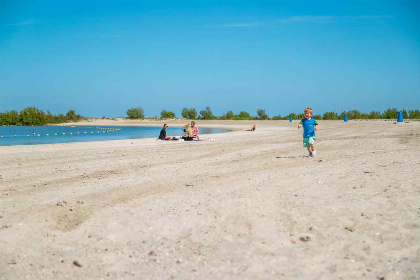 024 Mooi 6 persoons vakantiehuis aan het water in Medemblik, aan het IJsselmeer