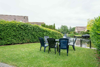 004 Mooi 6 persoons vakantiehuis aan het water in Medemblik, nabij het IJsselmeer