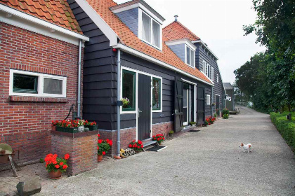 027 Luxe Groepsaccommodatie voor 26 personen in Monnickendam