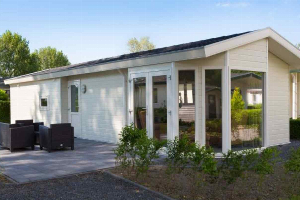 4 persoons chalet met moderne hoekerker op vakantiepark in Noord Scharwoude