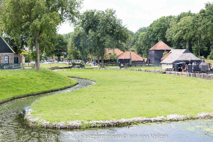 023 Bubbelbad en grote trampoline bij comfortabel 6p chalet op vakantiepark