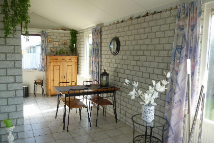 001 Bungalow 018