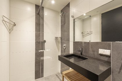 002 Suite Uitwaayer