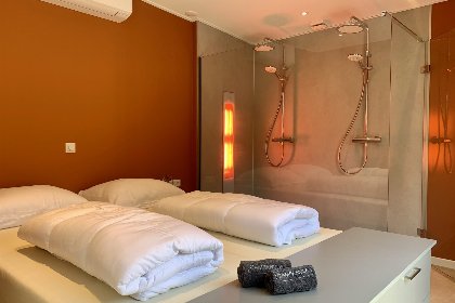 003 Wellness lodges
