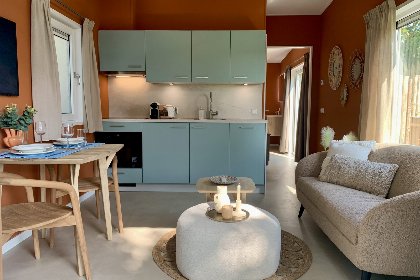005 Wellness lodges