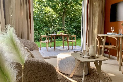 008 Wellness lodges