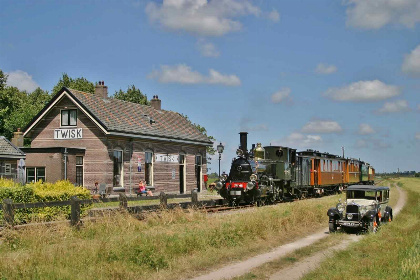 017 Idyllisch gelegen 2 persoons vakantiehuis nabij Medemblik | IJsselmeer