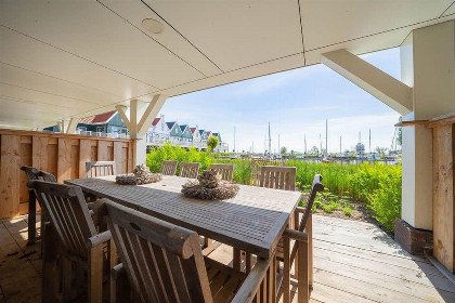 015 Mooi appartement voor 8 personen op vakantiepark Poort van Amsterdam