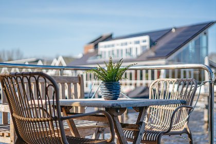 022 Tiny Houseboat De Woudaap   I