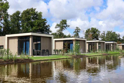 009 4 persoons chalet op vakantiepark Buitenhuizen met buitenzwembad in Velsen Zuid