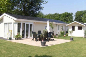 Comfortabel 6 persoons chalet op vakantiepark Buitenhuizen nabij Haarlem en Amsterdam