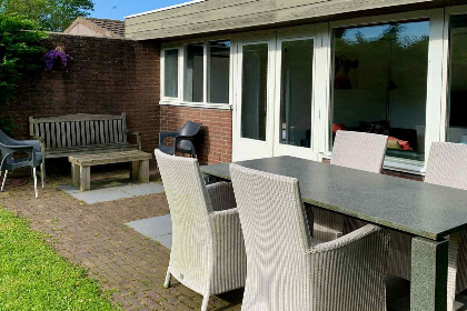 019 Comfortabele 6 persoons vakantiebungalow met tuin in Warmenhuizen, Noord Holland