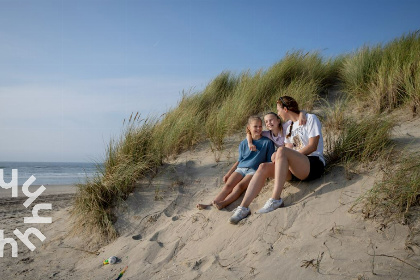 009 Landelijk ingericht vakantiehuis met mooie tuin voor 4 a 5 personen bij het strand en bos