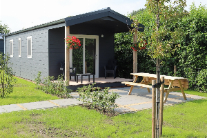 Prachtig landelijk gelegen 4 persoons chalet op een boerderij aan de Vecht