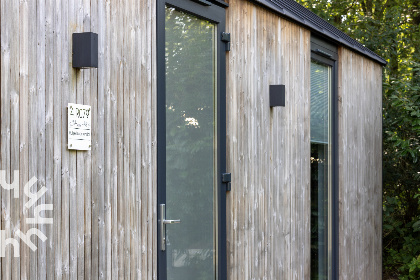 024 Gezellig tiny house voor 2 personen nabij het bos