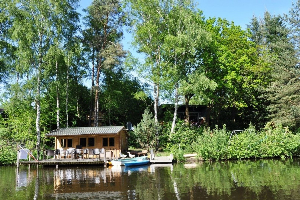 Villa Vechtdal 1 vakantiehuis aan het water