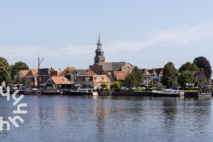 018 Heerlijke vakantievilla aan het water, vlakbij Giethoorn