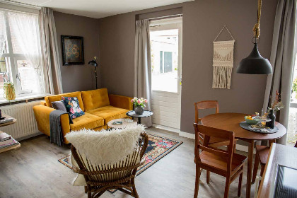 005 Sfeervol 2 persoons appartement in Blokzeil met uitzicht op het water nabij Giethoorn