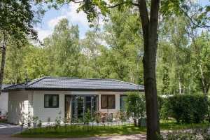 Leuke 6 persoons bungalow op een familiepark