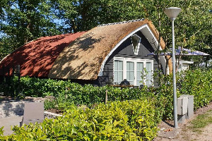 Zespersoons mooi vakantiehuis op familiepark nabij de Weerribben